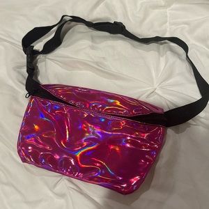 Pink Metallic Belt Bag⚡️